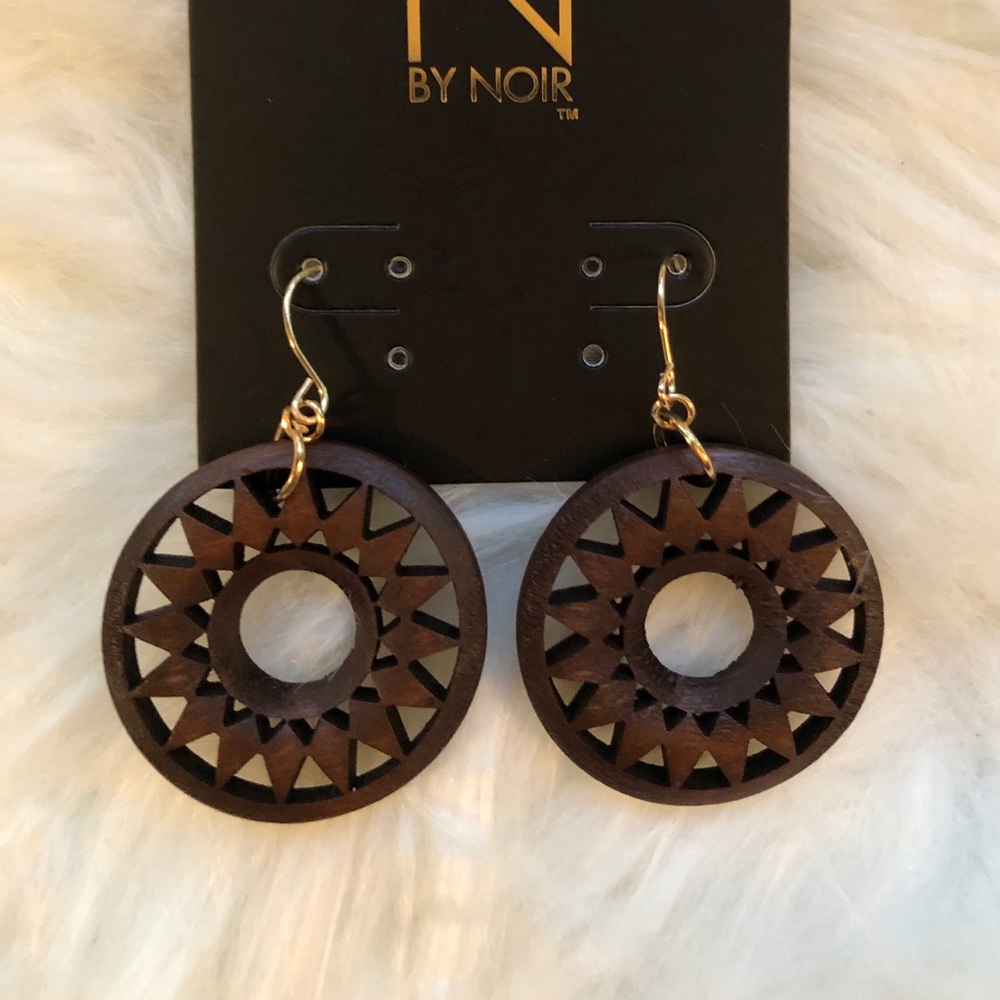 ☀️Sunny Wood Earrings☀️